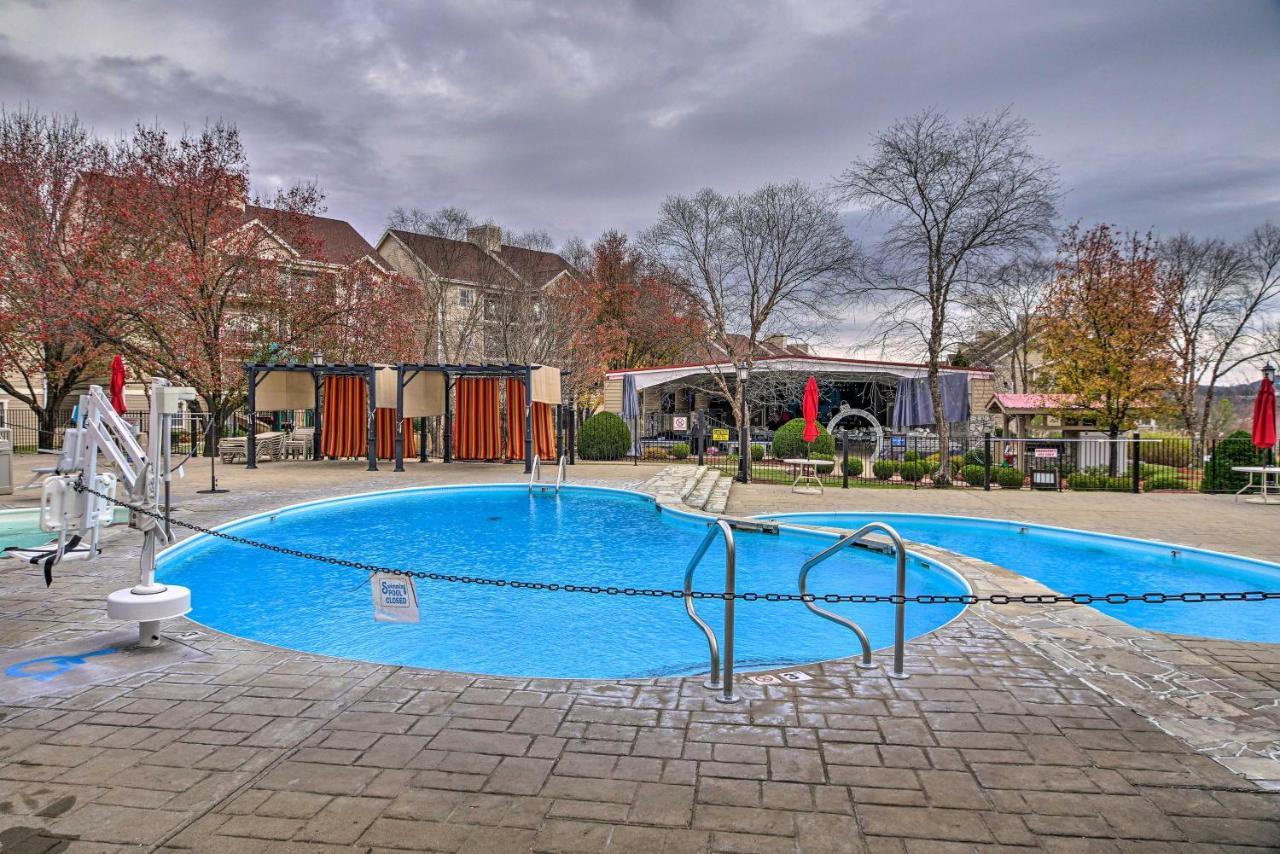 Updated Resort Condo 3 Mi From Branson Strip! Exterior photo